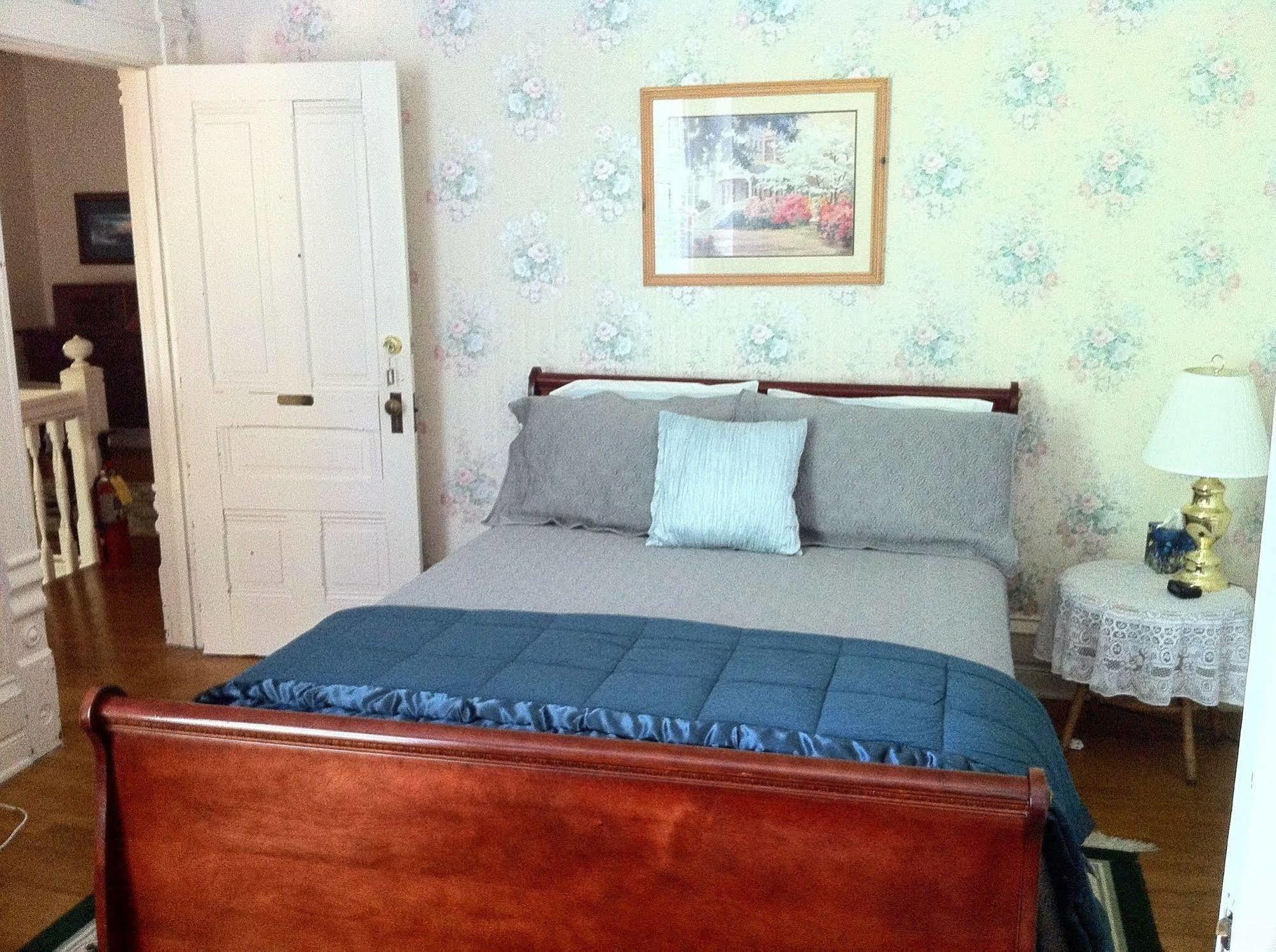 Grand Avenue Bed And Breakfast Carthage Exterior foto